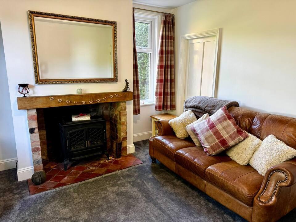 Luxury Isla Cottages, Bourne! Dog-Friendly, Countryside Views, Garden, Parking, 5Mins Pubs - Family Holiday Eksteriør bilde